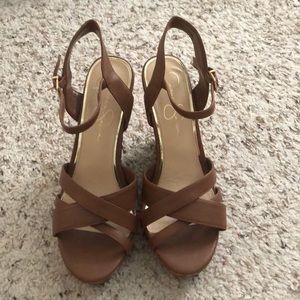 Jessica Simpson wedges